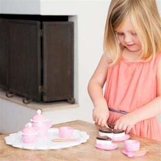 Tea set with cutting cake - pink